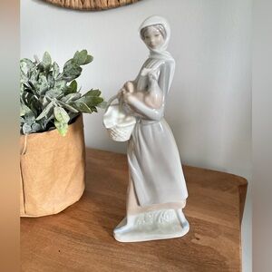 Lladro Figurine #4591 Girl with Cockeral Rooster - Vintage Retired